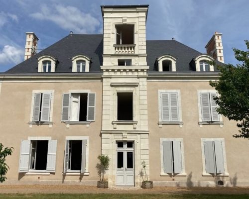 renovation volet angers, peinture pour volet en vois, artisan rénovation volet bois, peinture volets exterieurs